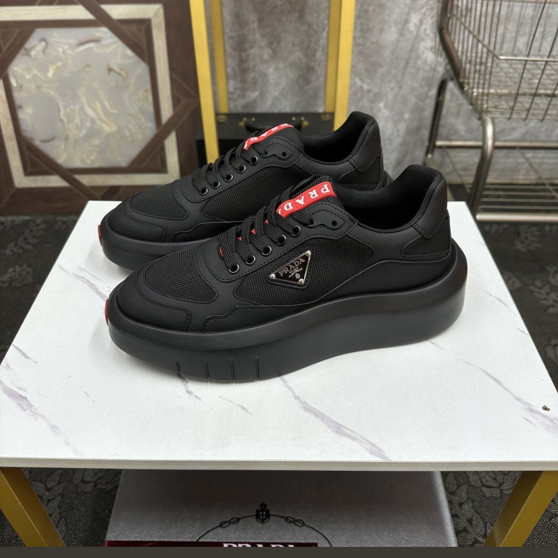 Pra*a casual shoes
